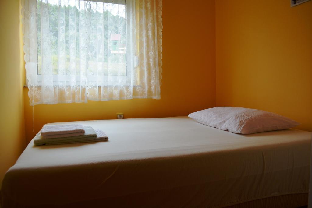 Apartments Neda Kampor Екстер'єр фото