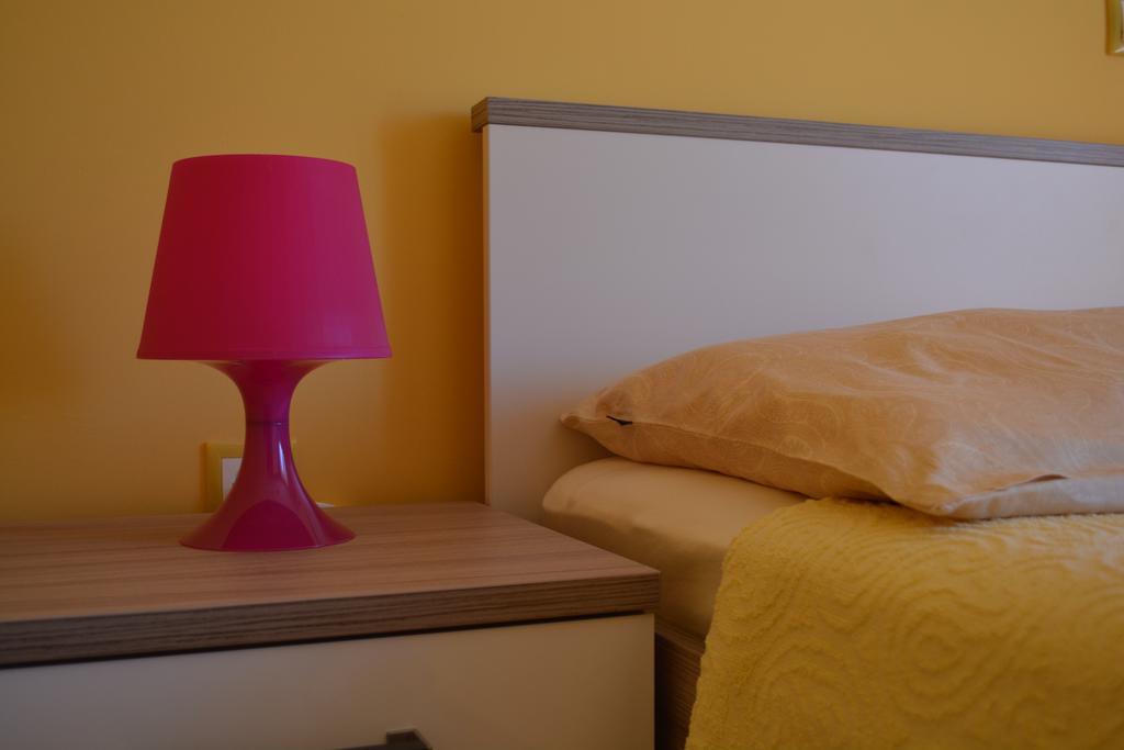 Apartments Neda Kampor Екстер'єр фото