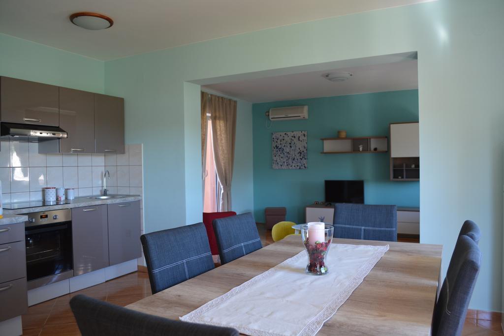 Apartments Neda Kampor Екстер'єр фото