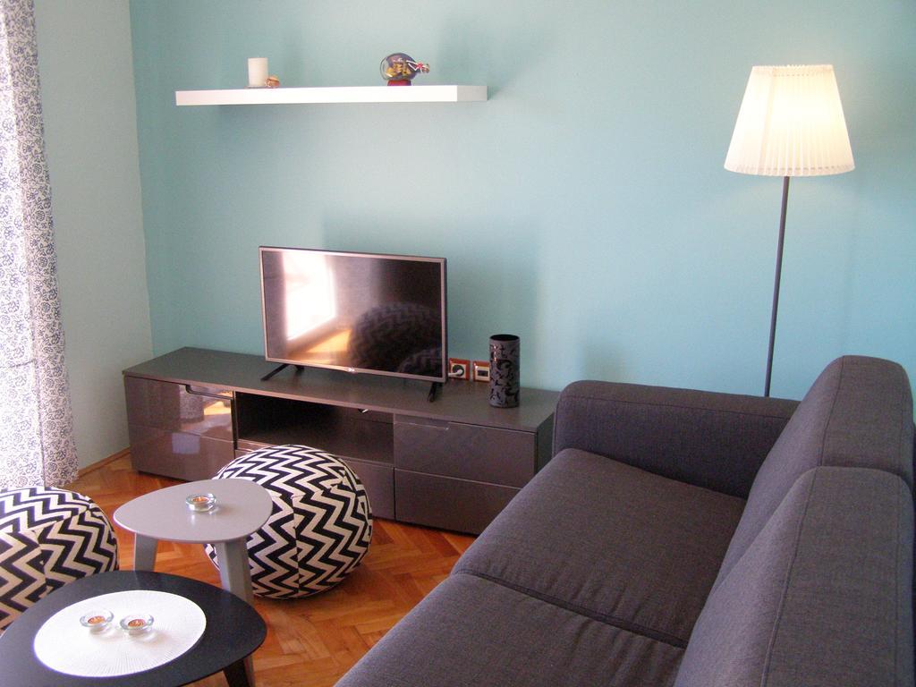 Apartments Neda Kampor Екстер'єр фото