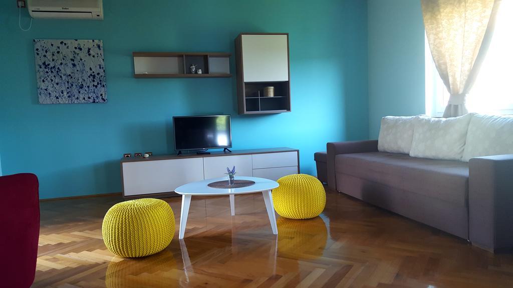 Apartments Neda Kampor Екстер'єр фото