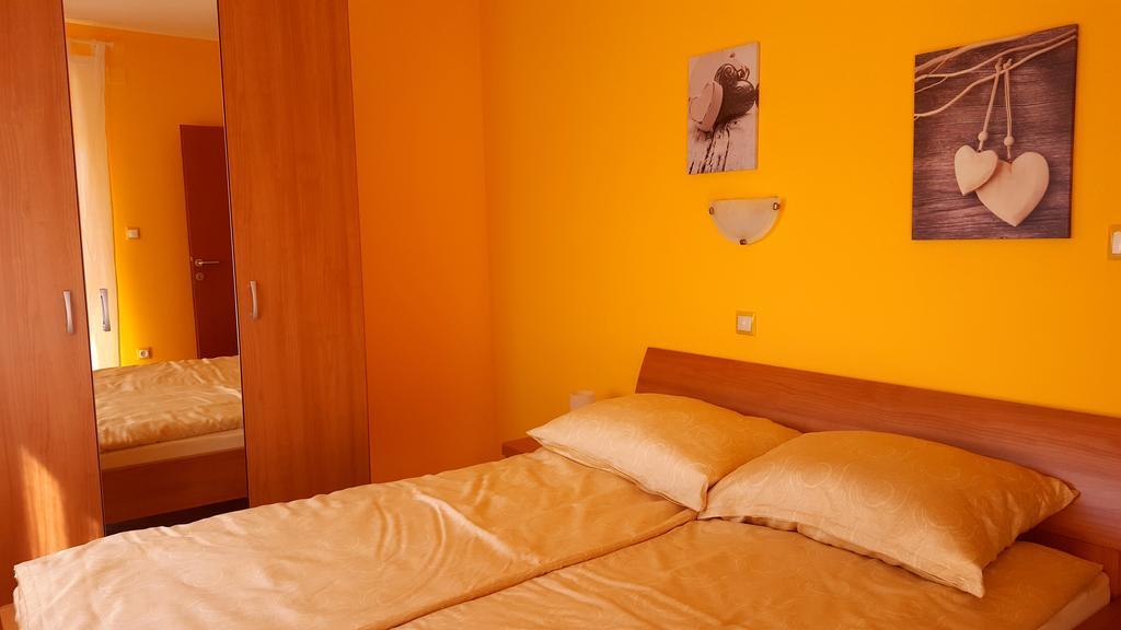 Apartments Neda Kampor Екстер'єр фото