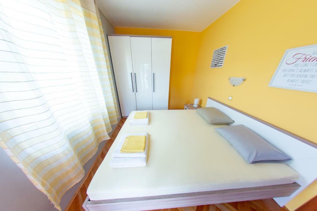 Apartments Neda Kampor Екстер'єр фото