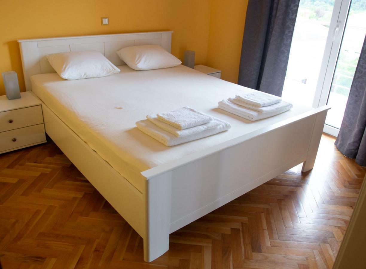 Apartments Neda Kampor Екстер'єр фото